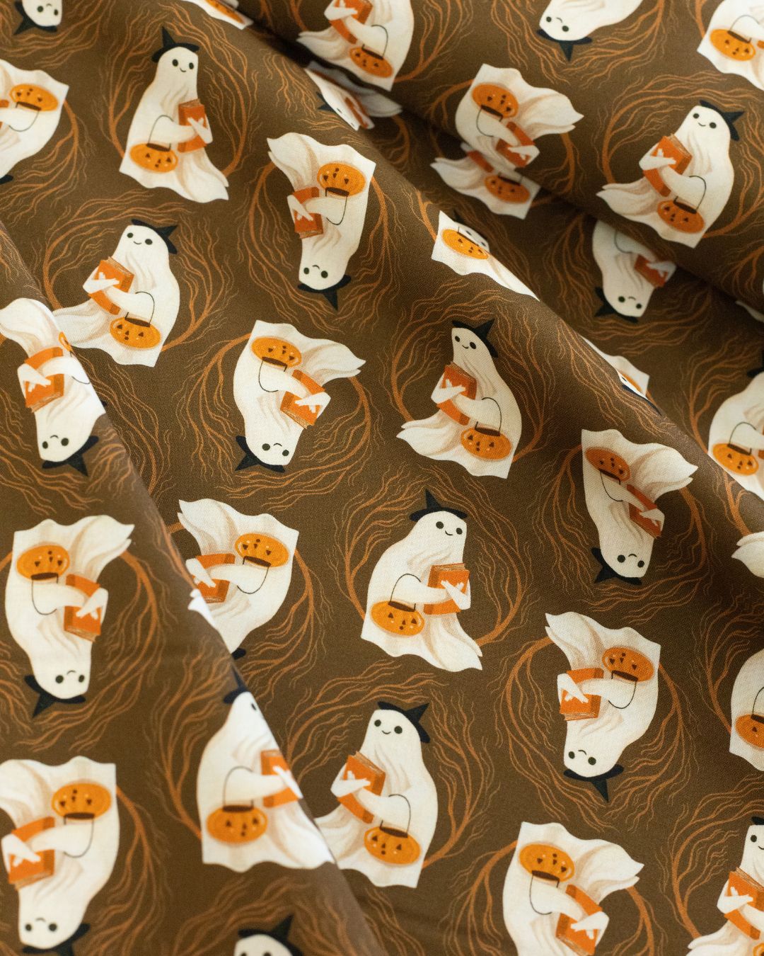 Toffee Cozy Ghost